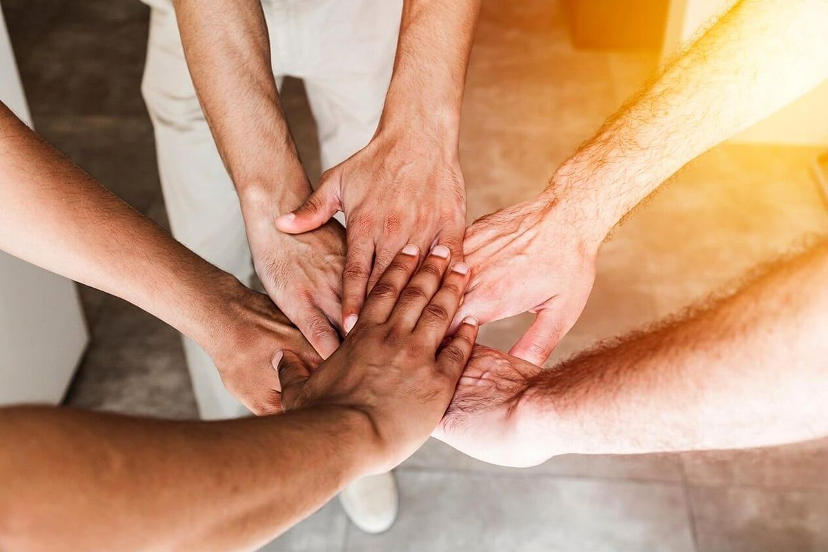 Spojené ruce maséřů – vzájemná podpora a mentoring
